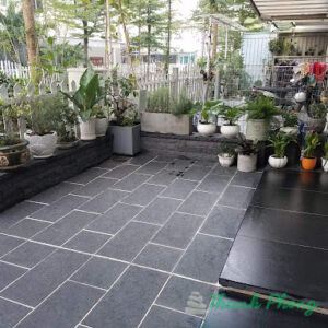 da-bazan-den-kho-mat-lat-san