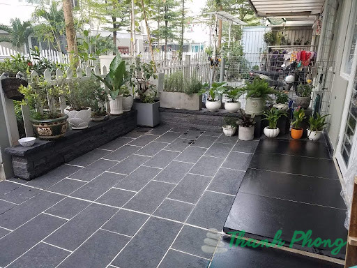 da-bazan-den-kho-mat-lat-san