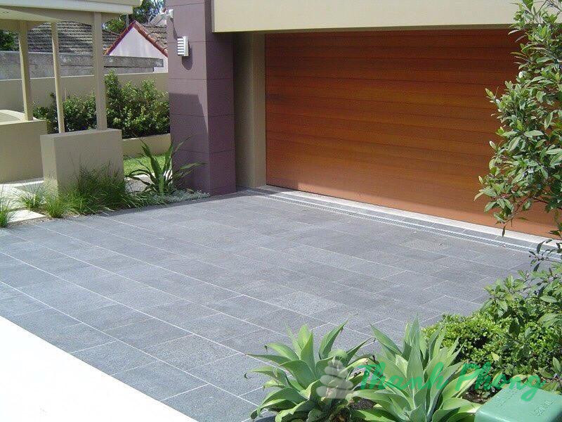 da-bazan-den-kho-mat-lat-san