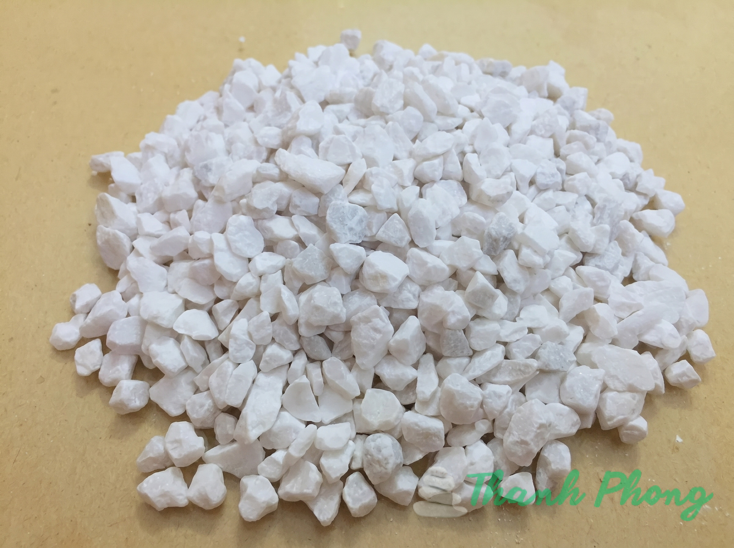Đá hạt trắng CaCO3 độ trắng cao